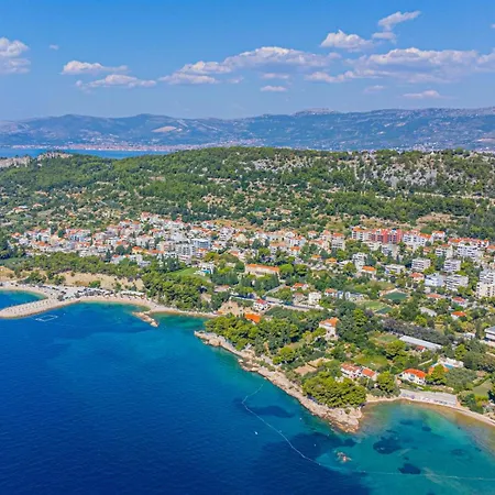 Koki's Nest アパート