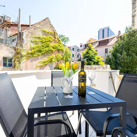 アパート Koki's Nest *